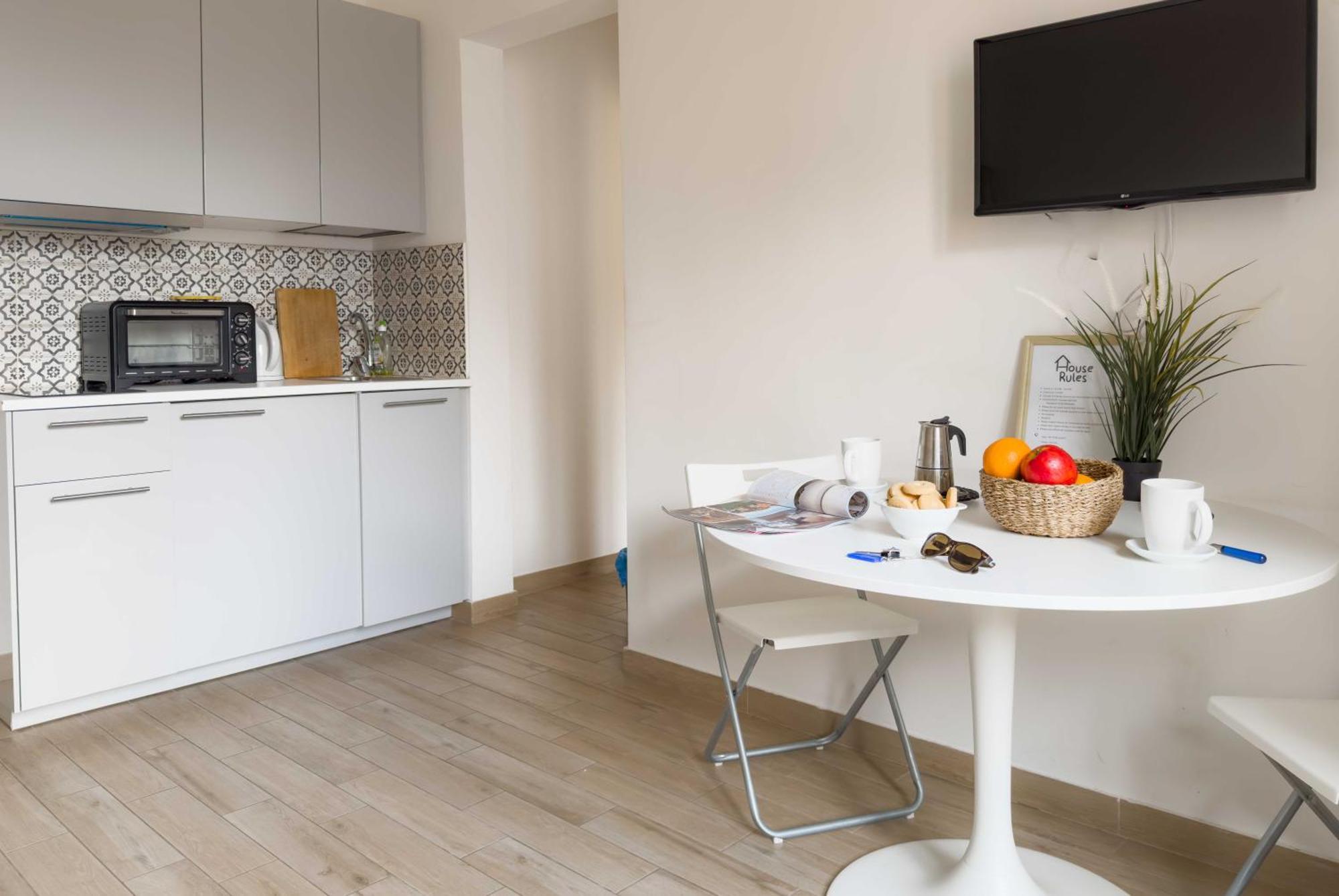 Central Station Apartment - Zeno 02 Рим Екстериор снимка